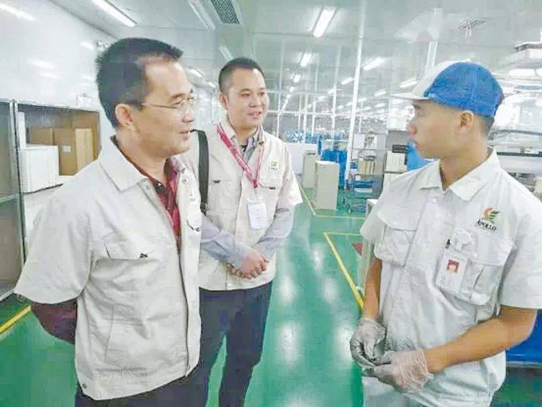人口中专_中专证图片