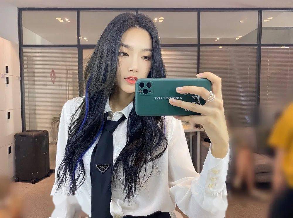 粉色|普通女孩Hold不住女团发色?未必!