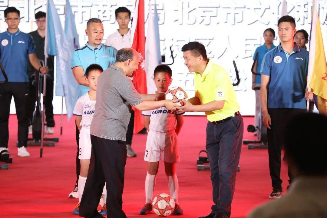 gdp包括市民生活消费吗_美好生活(2)