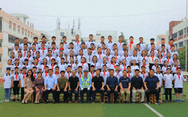 毕业|毕业照的C位由你来坐！