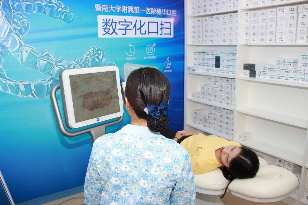 龅牙|广州95后女生从小龅牙，嘴巴都快闭不上！朋友却劝她不要矫牙，一年后......