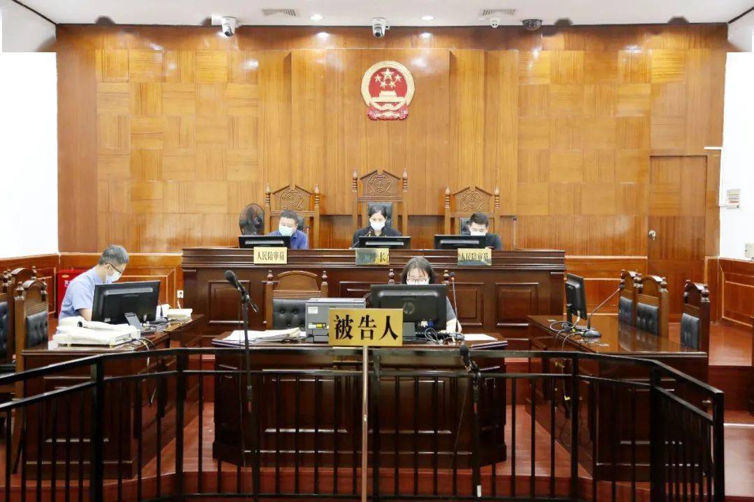 疫情期送人口罩_疫情戴口罩图片(2)