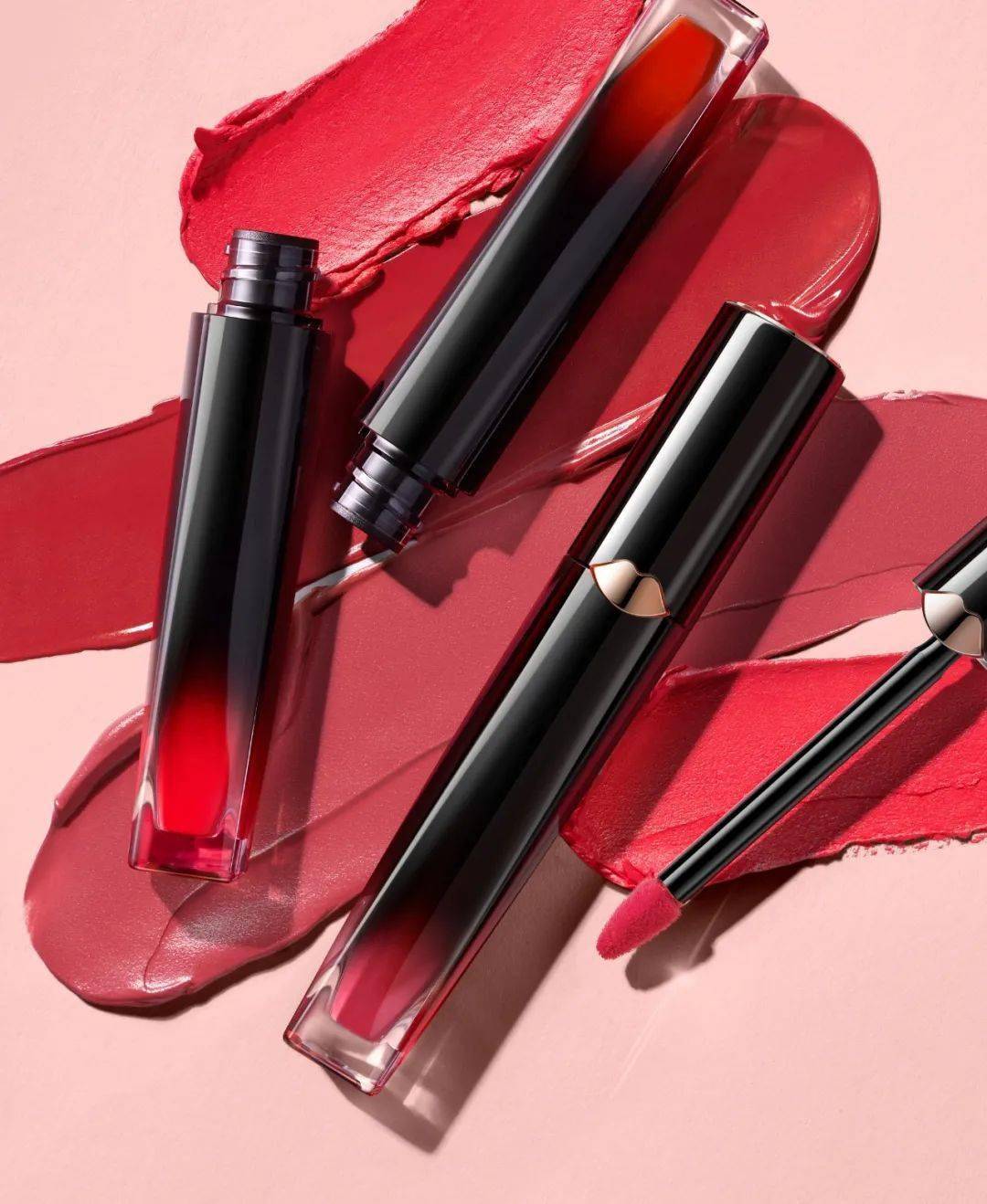 江疏影|化女团妆、一起吃“网红套餐”，江疏影关晓彤的姐妹聚会好开心 | 美妆周盘点