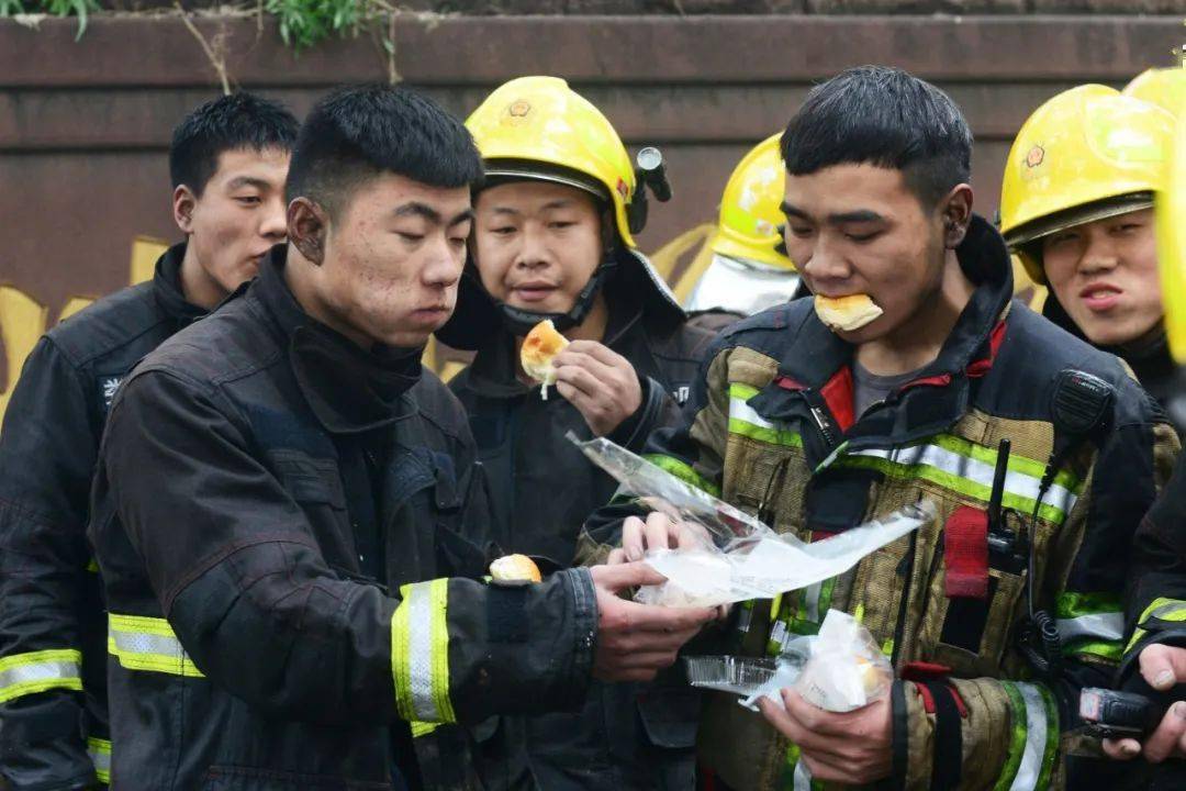 今天吃点儿啥消防员的一日三餐不简单