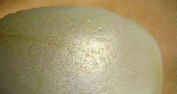 天价|2210万成交！这块天价籽料，火了！