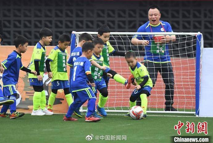 活动|教育部：引导幼儿园广泛开展足球活动