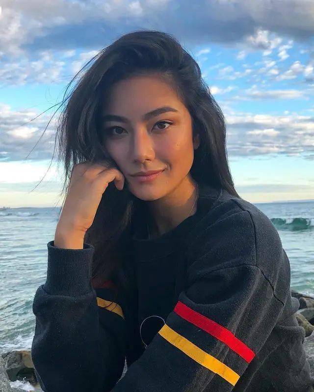 茶艺|比起“茶艺”女孩，狂拽酷的富江女难道不香吗？