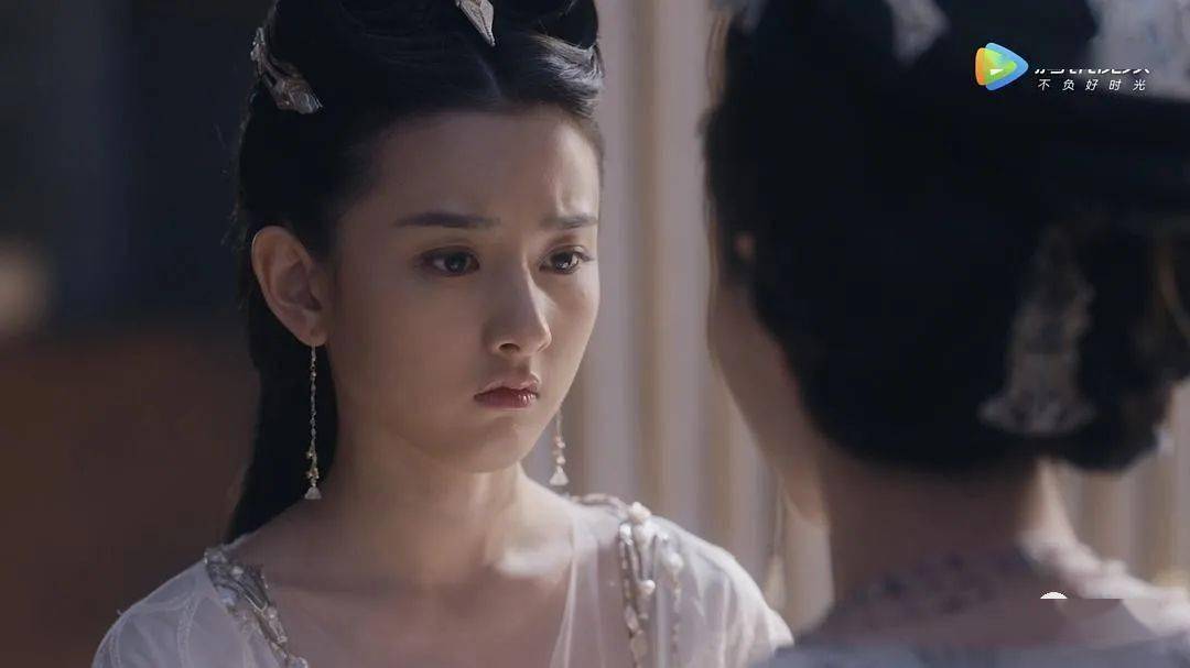 美人|虎扑认证1米8大杨幂的美人，怎么演了大爆剧还是红不了？