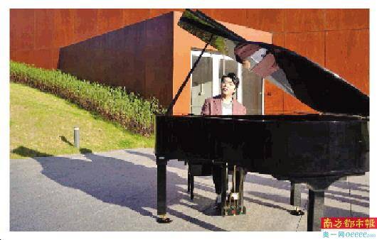 郎朗|郎朗《哥德堡变奏曲》世界巡演 首演在坪山奏响