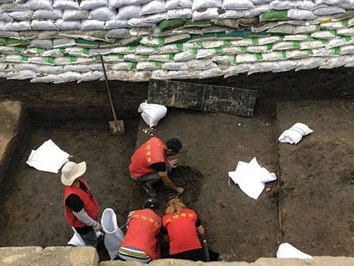 沈阳故宫|沈阳故宫北侧挖出一批宝贝 以青花瓷器居多