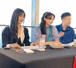 郑爽|直播忽然情绪失控，到底是谁的锅？