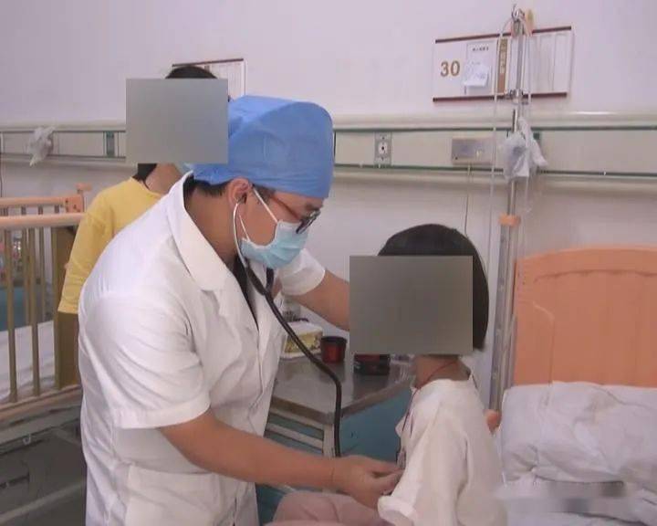 南瓜子|孩子的这些动作一定要制止！7岁女童气管内竟“长出”2厘米南瓜子