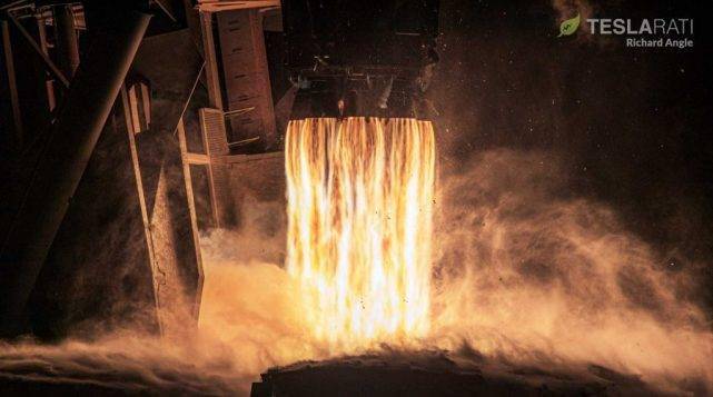 马斯克谈猎鹰火箭新目标：2021年实现单枚助推器至少10次回收利用