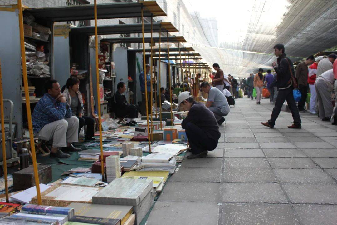 谢其章|乘风破浪的藏书家