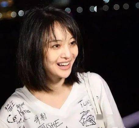 直播|“郑爽直播情绪失控大吵大闹?” 网友:求求你别再作了!