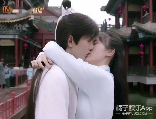 八卦爆料|原创《琉璃》初遇CP戏外花絮嗑昏头,亲自承诺再合作?跪求因戏生情!