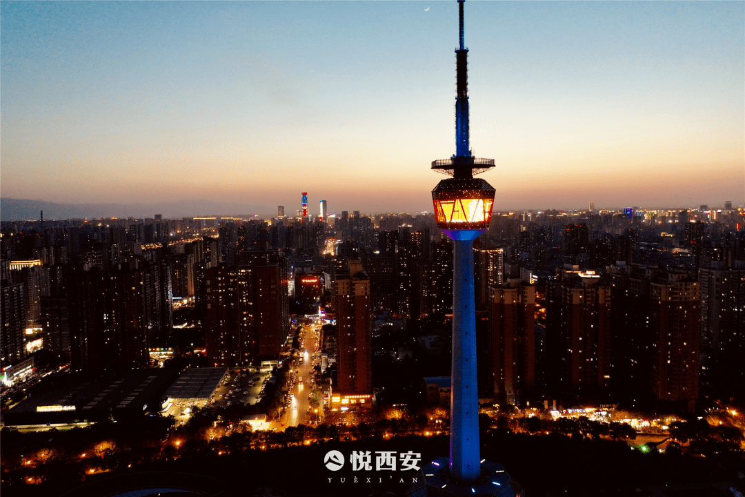 中国2020gdp最强城市_近十年中国gdp数据图(2)