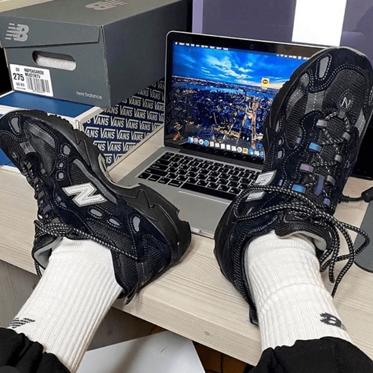 Bondi|不知道买什么的时候，就买黑色球鞋吧！