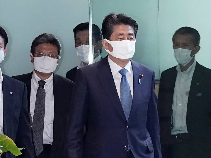 国际奥委会主席巴赫感谢日本首相安倍晋三_手机搜狐网