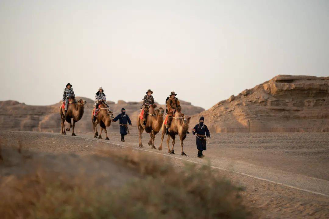 李宁|李宁品牌这次在敦煌砸钱办秀，你听到响了嘛？