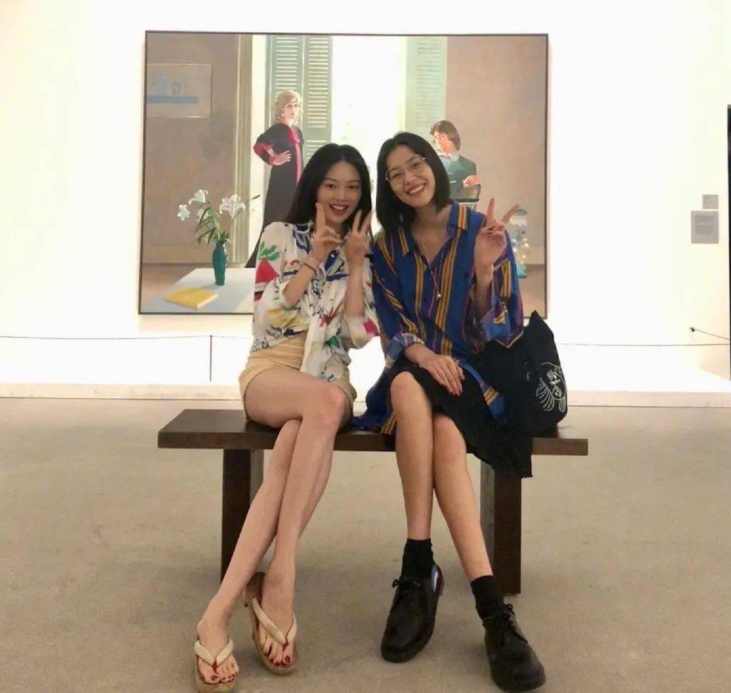 衣服|迪丽热巴颜值崩塌像老了10岁，这未修原图差点认不出是她了……