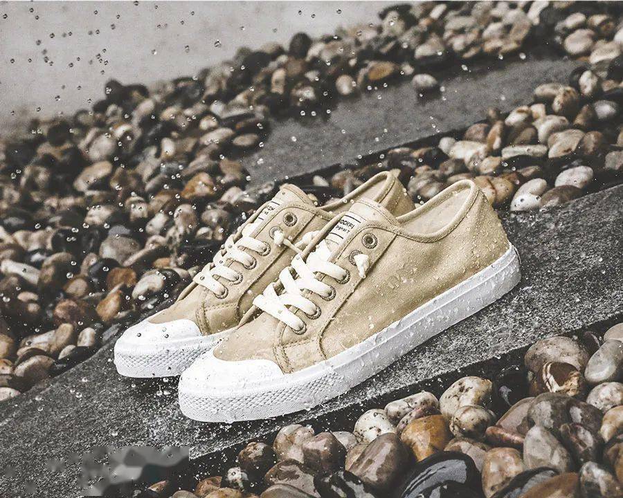 小白|超级团 | 英国帆布小白鞋，不怕水，不怕脏，不用系鞋带