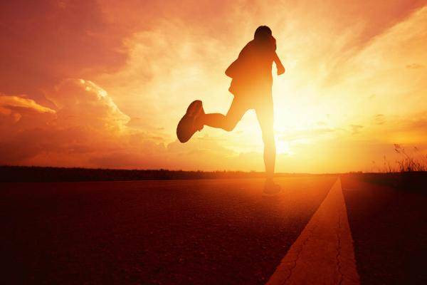 生活|成熟，意味着接受平庸依然怀抱期待