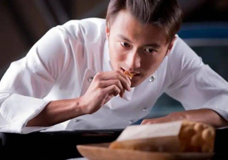 张柏芝|40岁的谢霆锋，变了