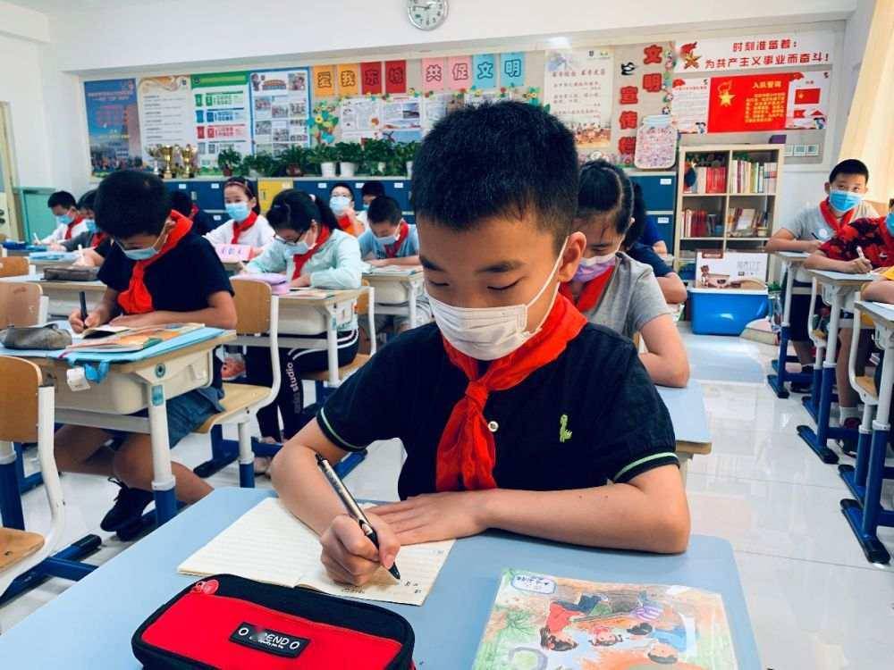 作业|减少微信留作业，北京市教委提倡多用纸和笔