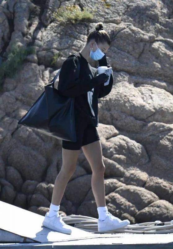 海狸|被说衣品飘忽不定的海狸,我看很ok