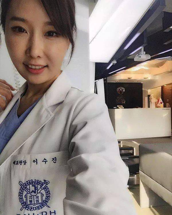 18岁怎么保养 ed87582741f64c3f81202d42ae9efc22.jpeg