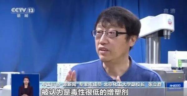 书皮|不必“彩色”但要“绿色”！开学仪式包书皮 今年也得走走“新”