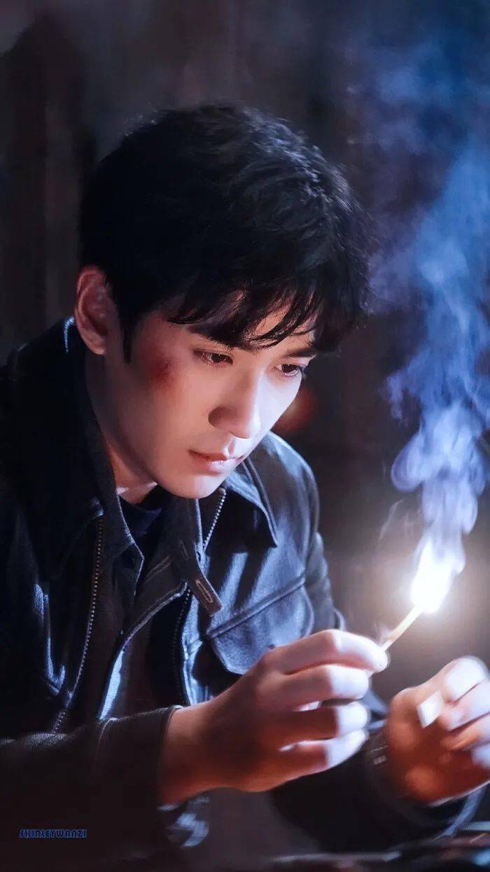 手机壁纸重启之极海听雷