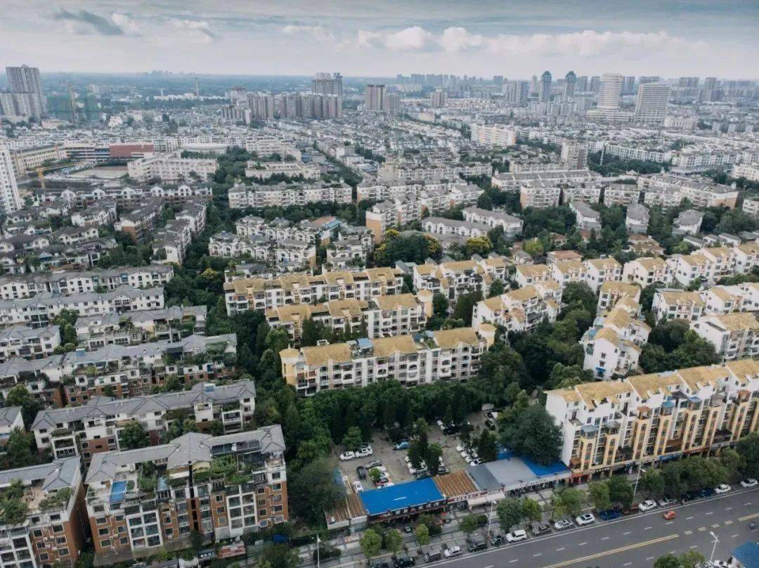 西昌|叫嚣着要承包你的胃！藏在大学城火爆了9年的这家烧烤店