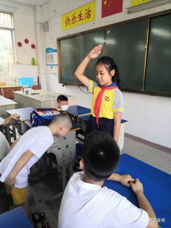 元气|刚刚，他们开学了！元气满满冲呀！