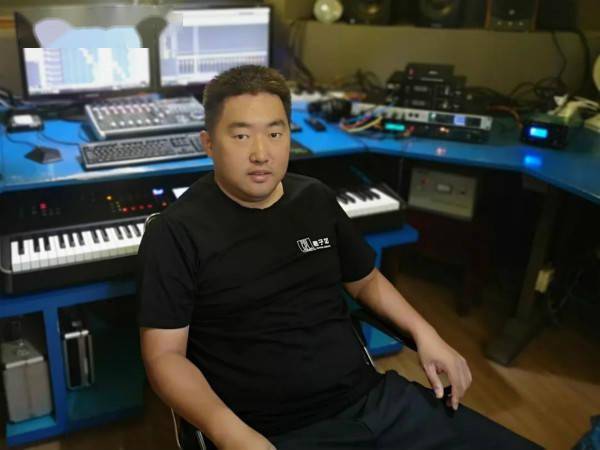 平谷|平谷一线教师倾心歌曲《愿为一束光》