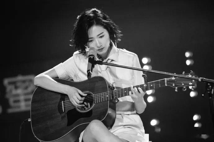 郑云龙|虞书欣换人设？万茜自导自演？夏之光惺惺作态？郑云龙泥塑自己？乃万工作室大换血？