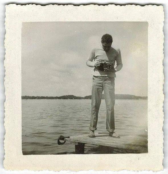 Joan|一个世纪前的黑白底片，藏在父亲鞋盒里的芝加哥回忆