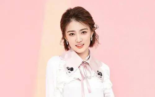 气质|刚洗好的头发又油又塌？养成这3个习惯，第二天头发也很蓬松！