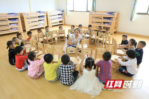 芙蓉区|麻阳龙升幼儿园开园：芙蓉区援建 苗乡贫困学子成长乐园