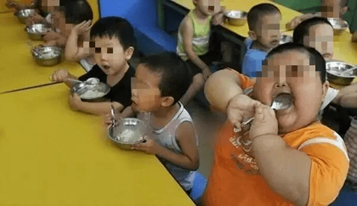 孩子|但这6类我绝对不买！已被国家列入黑名单我不阻止儿子吃零食