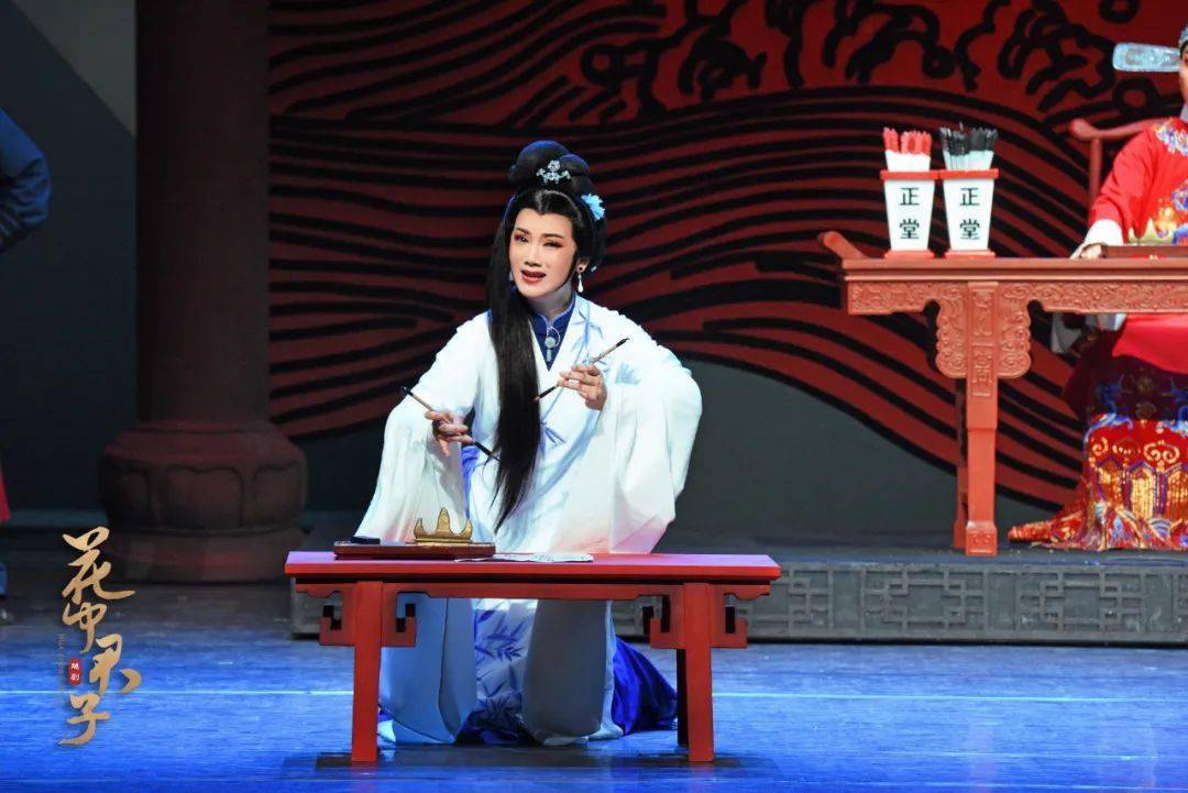 浙江越剧团-专访 越剧吕派传人马誉嘉,传承版《花中君子,感恩