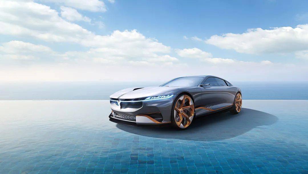 香水|那些追求「高级感」的青年们，到底在追求什么？