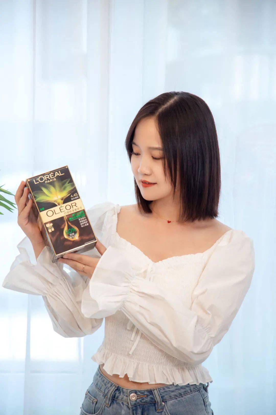 宁宁|“神颜锦鲤”都hold不住的发色，你确定要追同款？