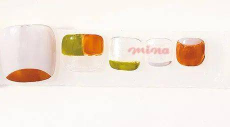 夏末|夏末时节 演绎极致的微色彩美甲