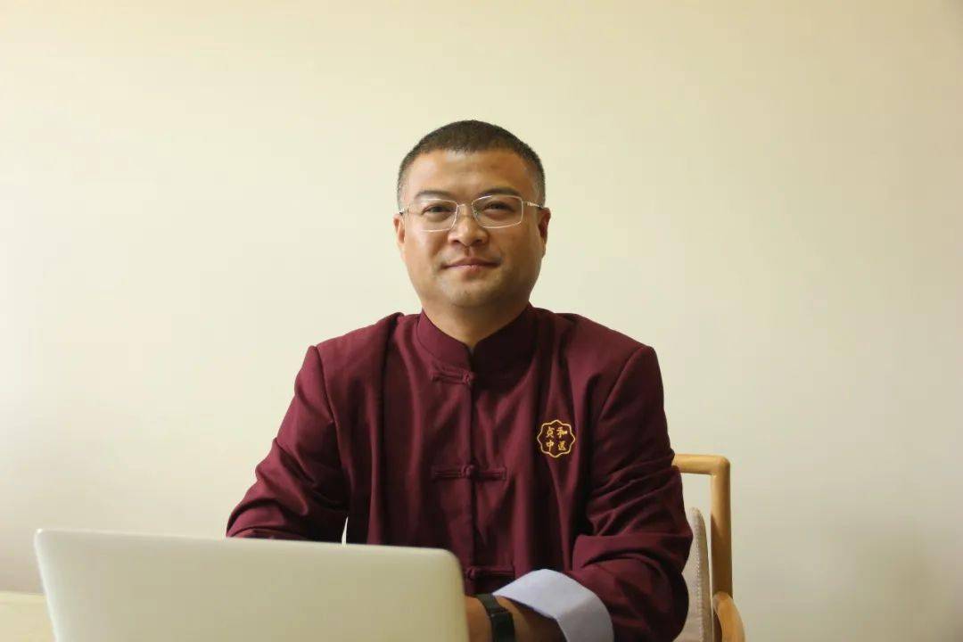 贞和养生讲堂扶阳践行者张吉成步步为赢话养生