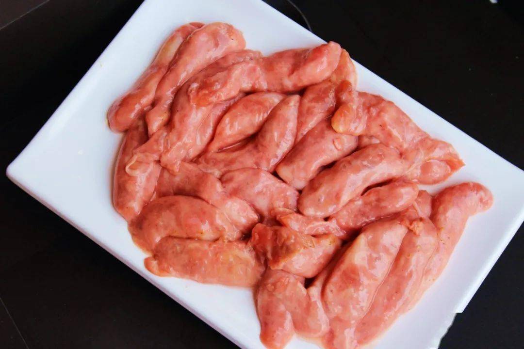 京皇|99元抢原价260元【京皇·南城石锅烤肉】2-3人餐！手切鲜牛/羊肉、风干肠、五花肉、鸡腿肉、鱼豆腐...