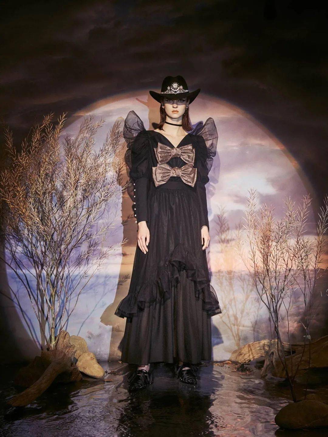 Pose|做过DJ、搞过造型！Pameo Pose用「天鹅湖」延伸复古美学