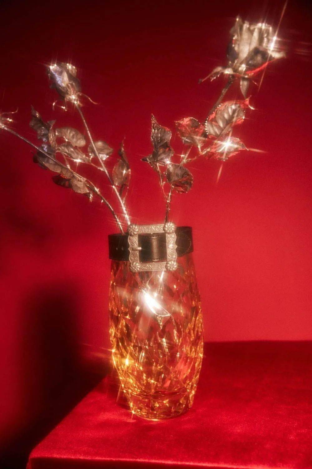 Pose|做过DJ、搞过造型！Pameo Pose用「天鹅湖」延伸复古美学