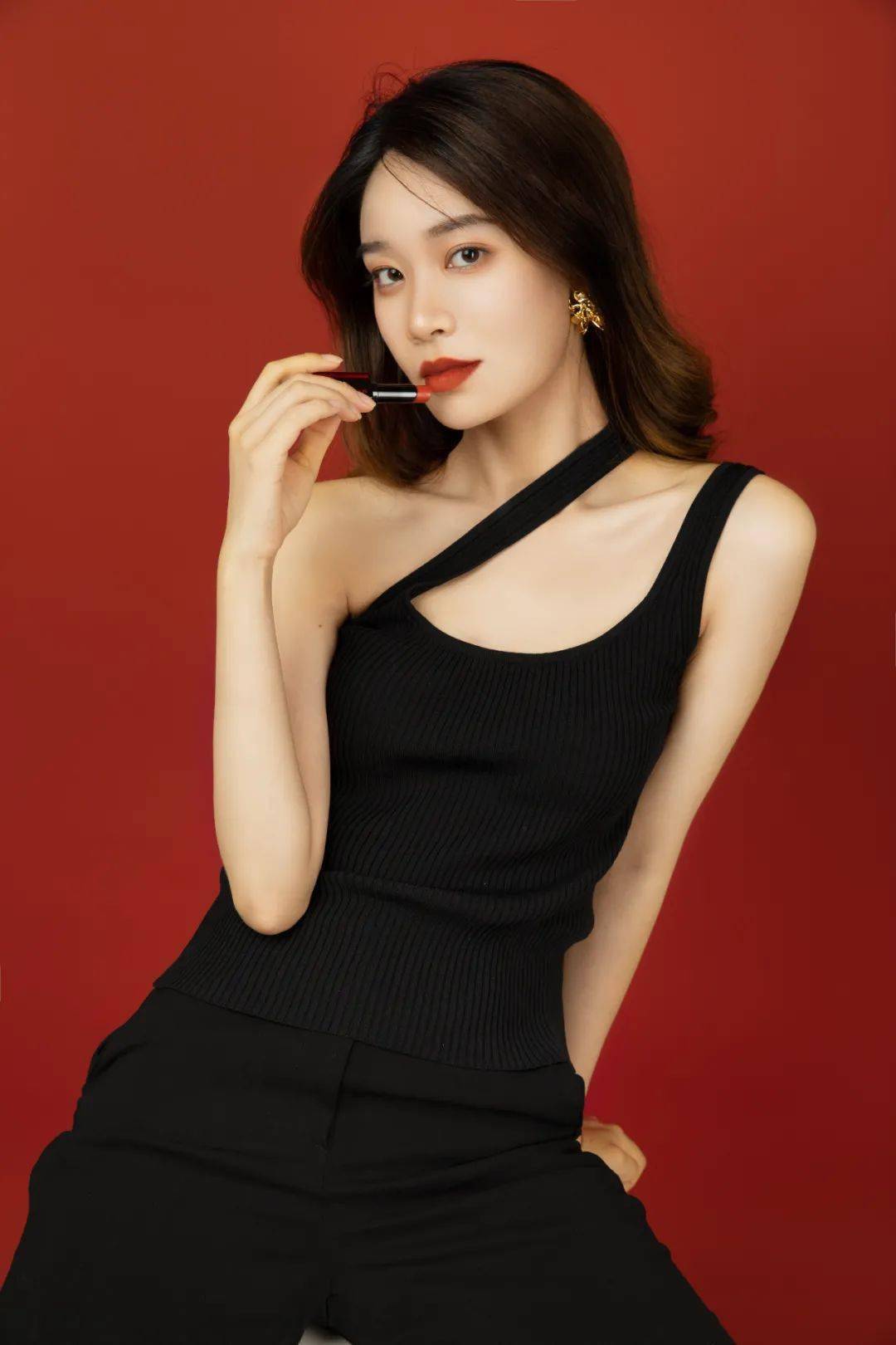 口红|我摊牌了，初秋气质感妆容的秘诀其实是这个......